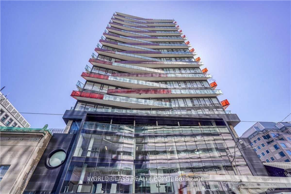 215 Queen St W