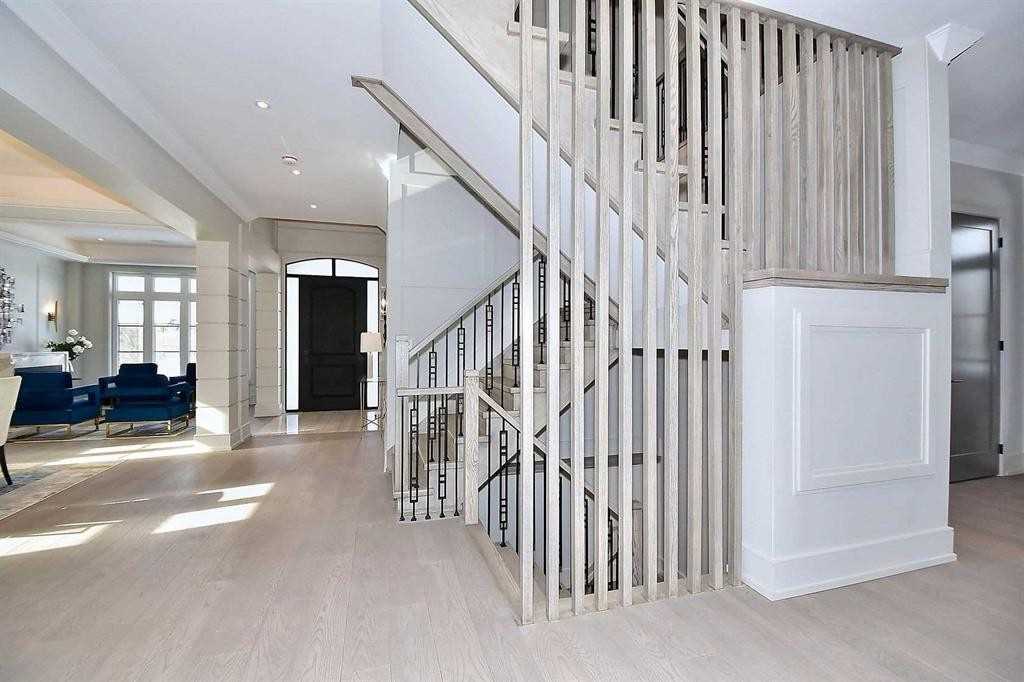 5 Norden Crescent