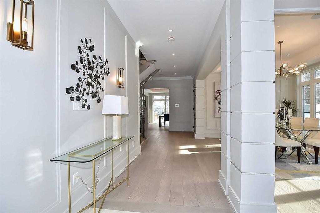 5 Norden Crescent