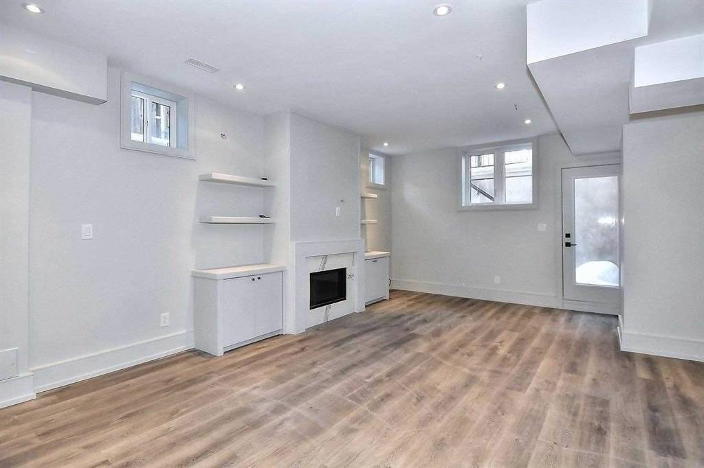 5 Norden Crescent