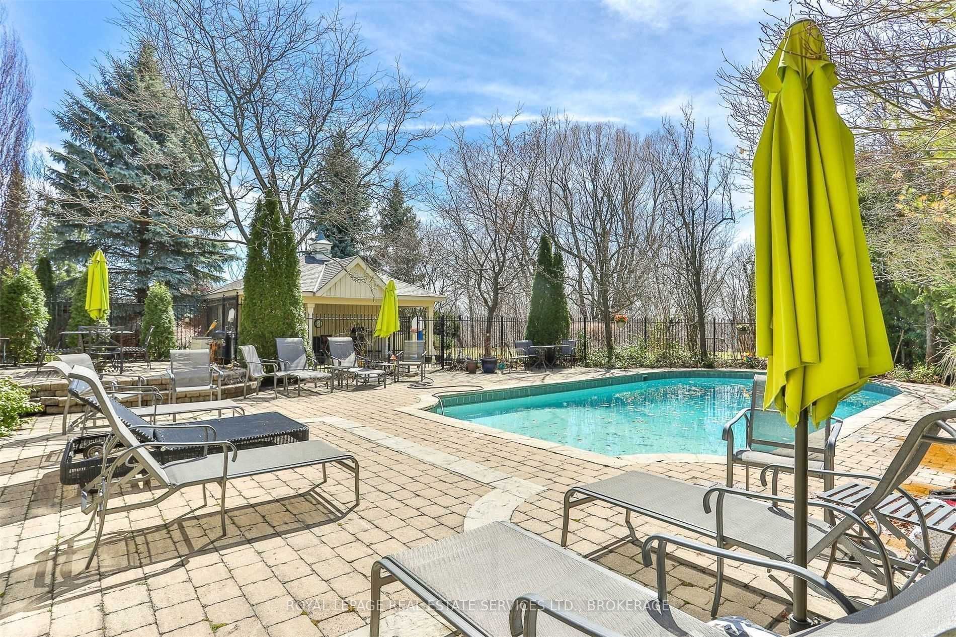 17 Bayview Ridge
