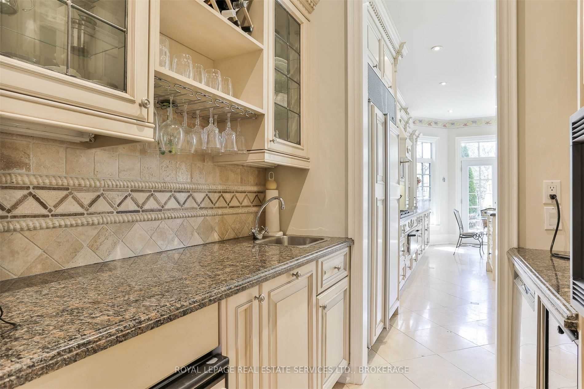 17 Bayview Ridge