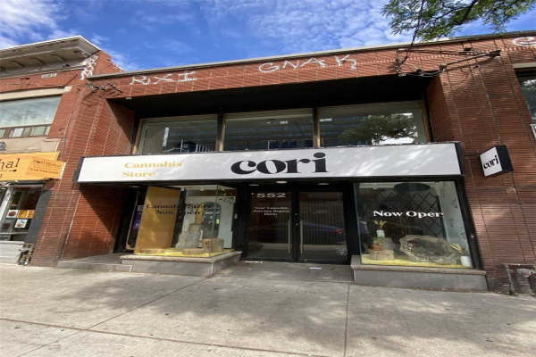 552 Queen St W, Toronto