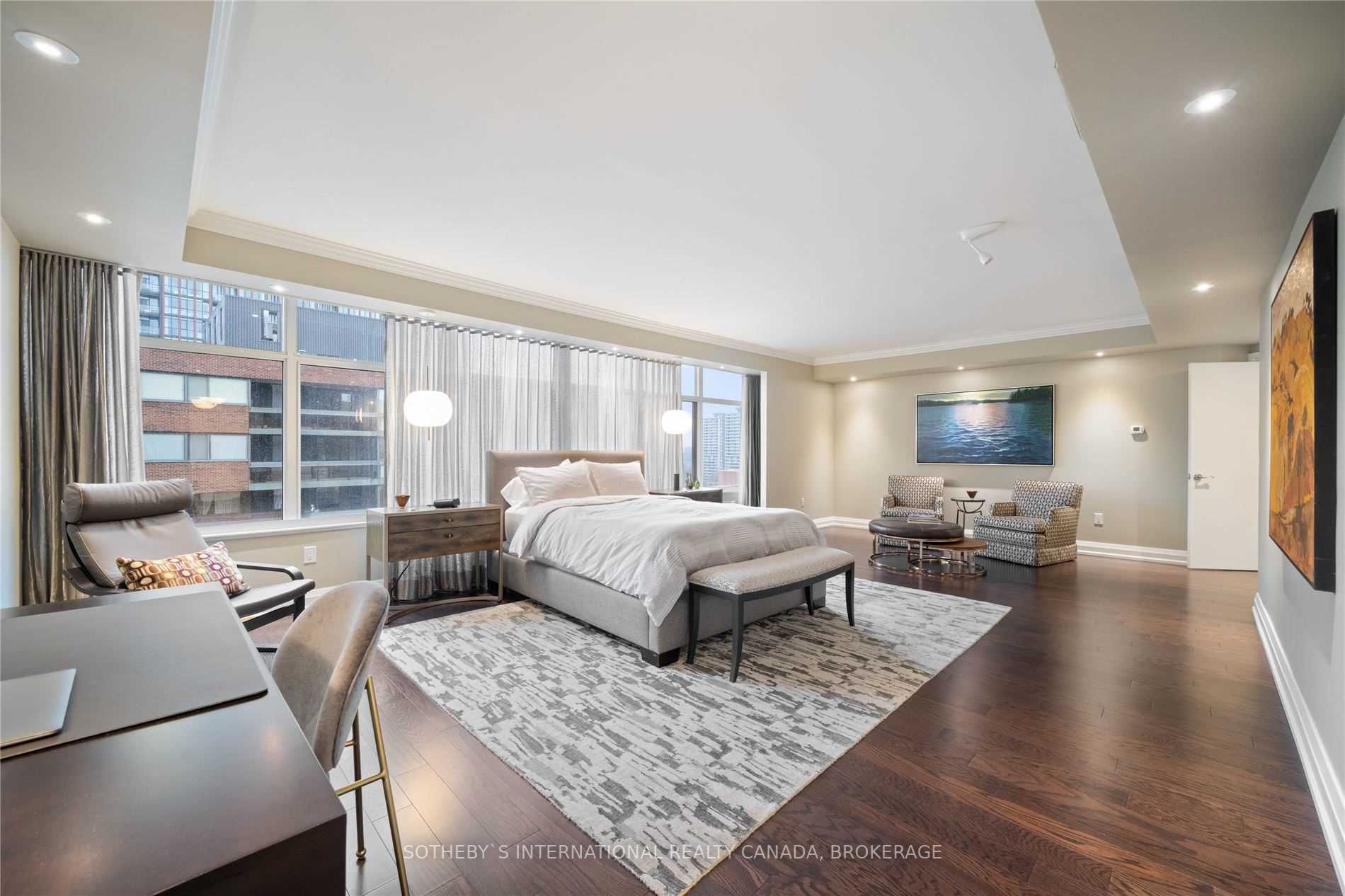 900 Yonge St, #1504