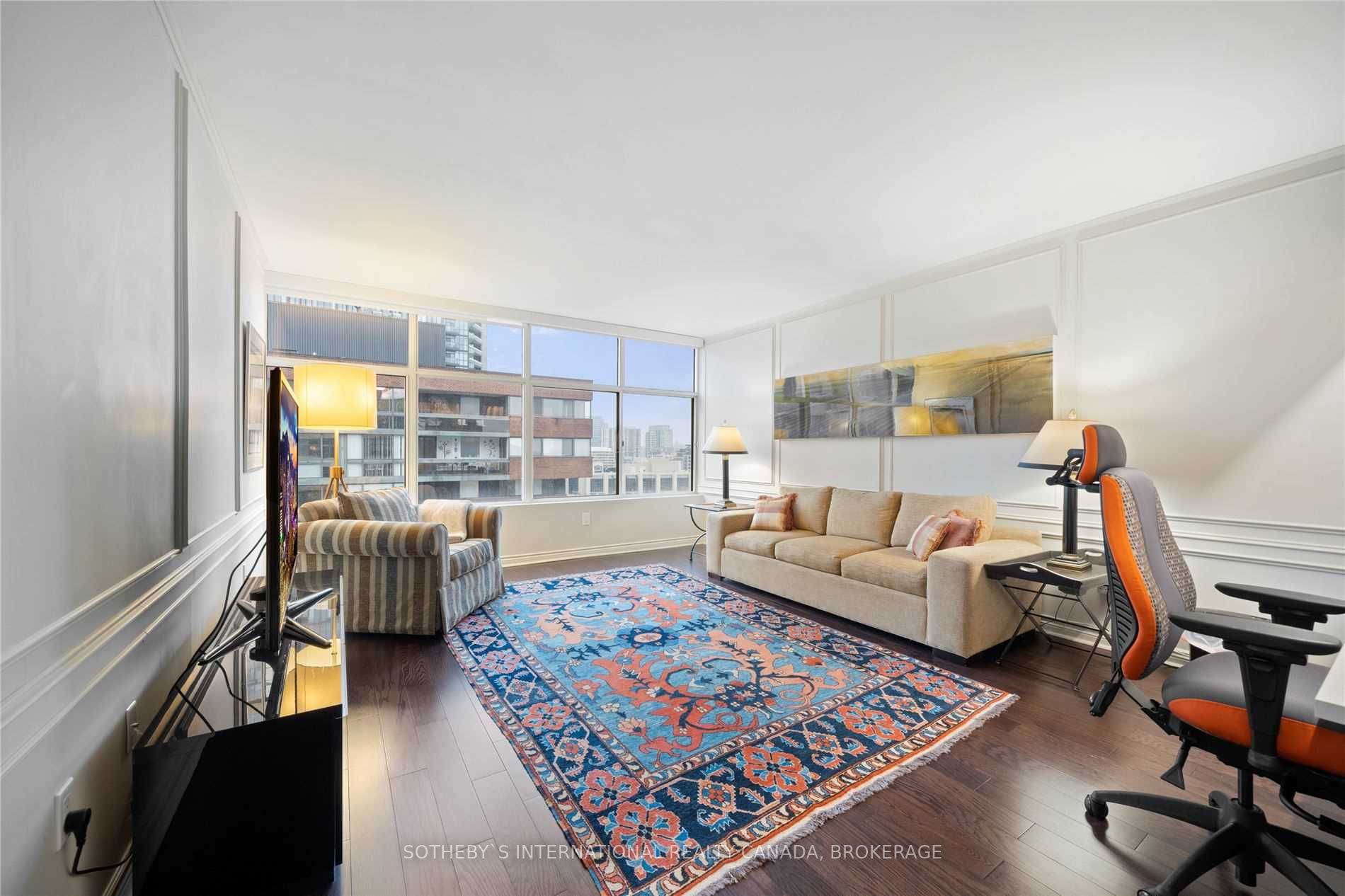 900 Yonge St, #1504