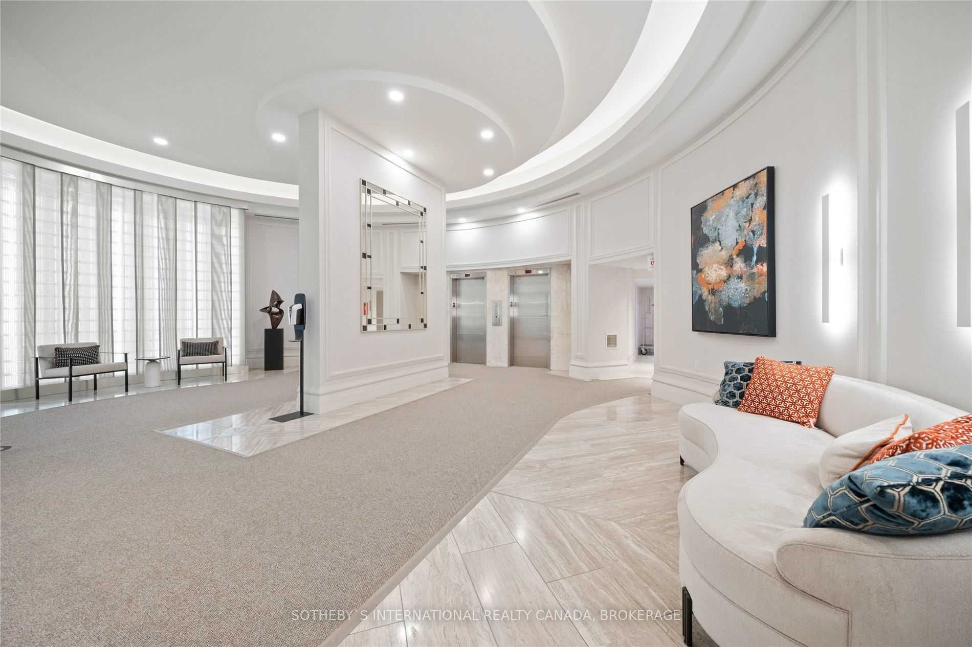 900 Yonge St, #1504