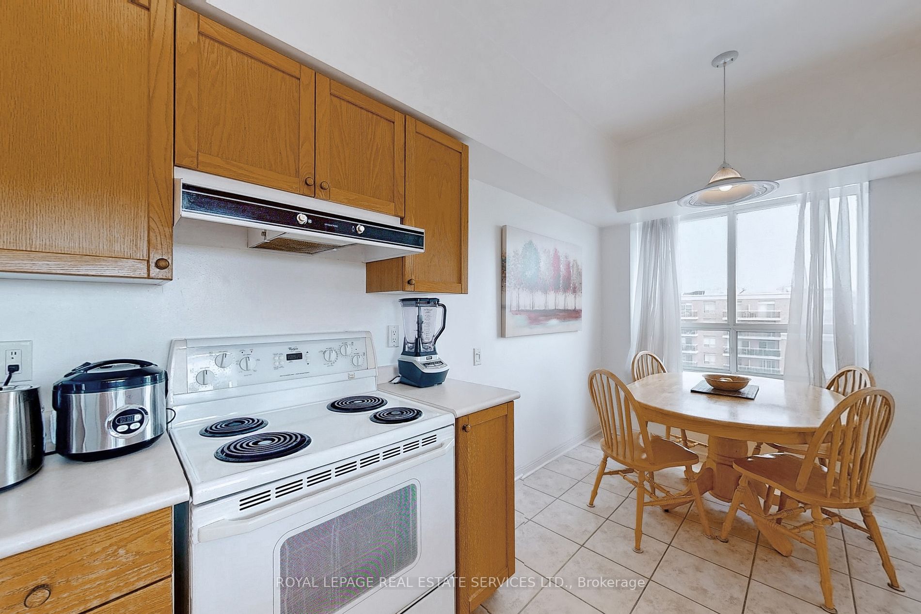 Listing C5976884 - Large Photo # 8