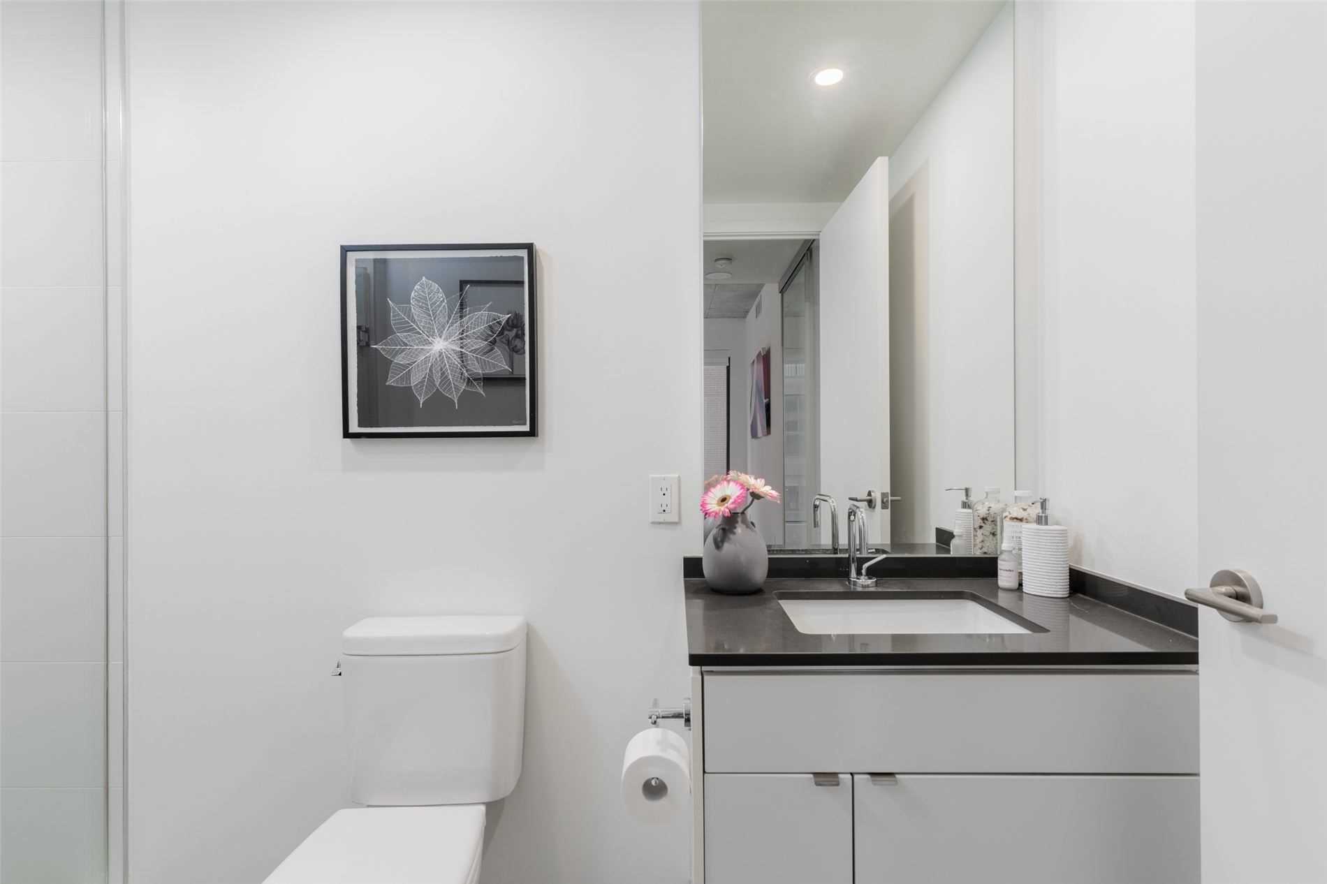 60 Colborne St, #312
