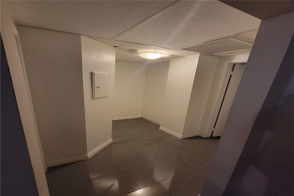 414 Jarvis St, Toronto