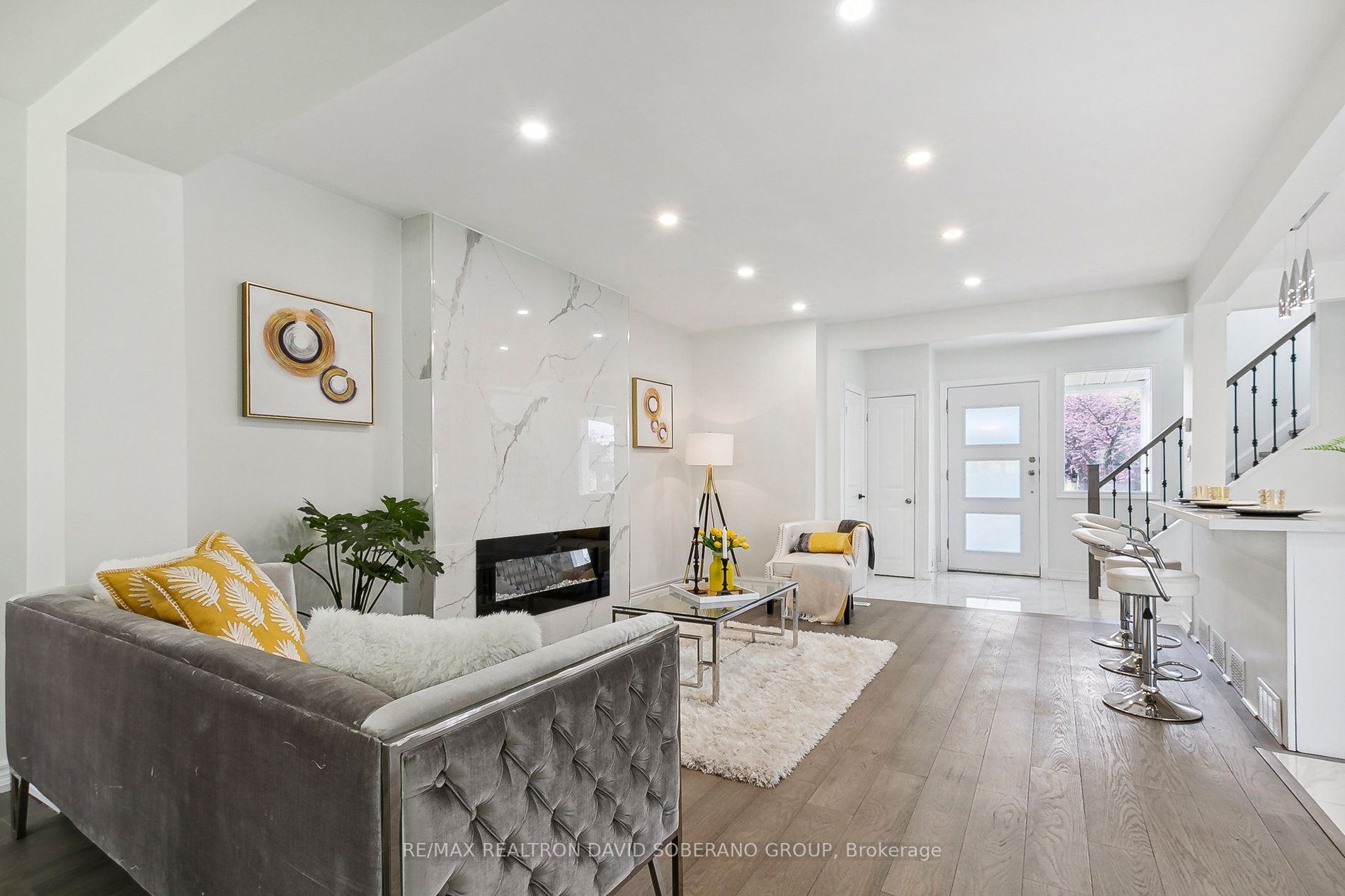 18 Cadillac Ave