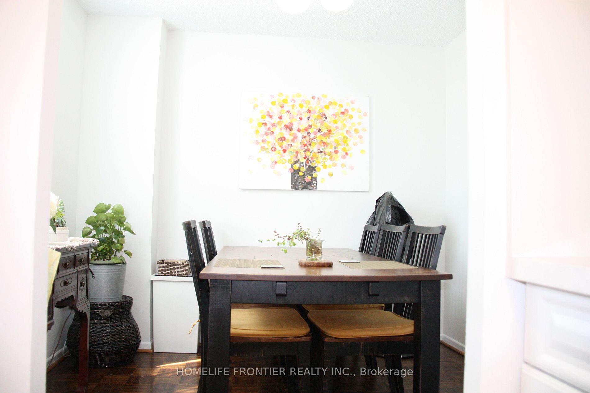 5 Old Sheppard Ave, #808