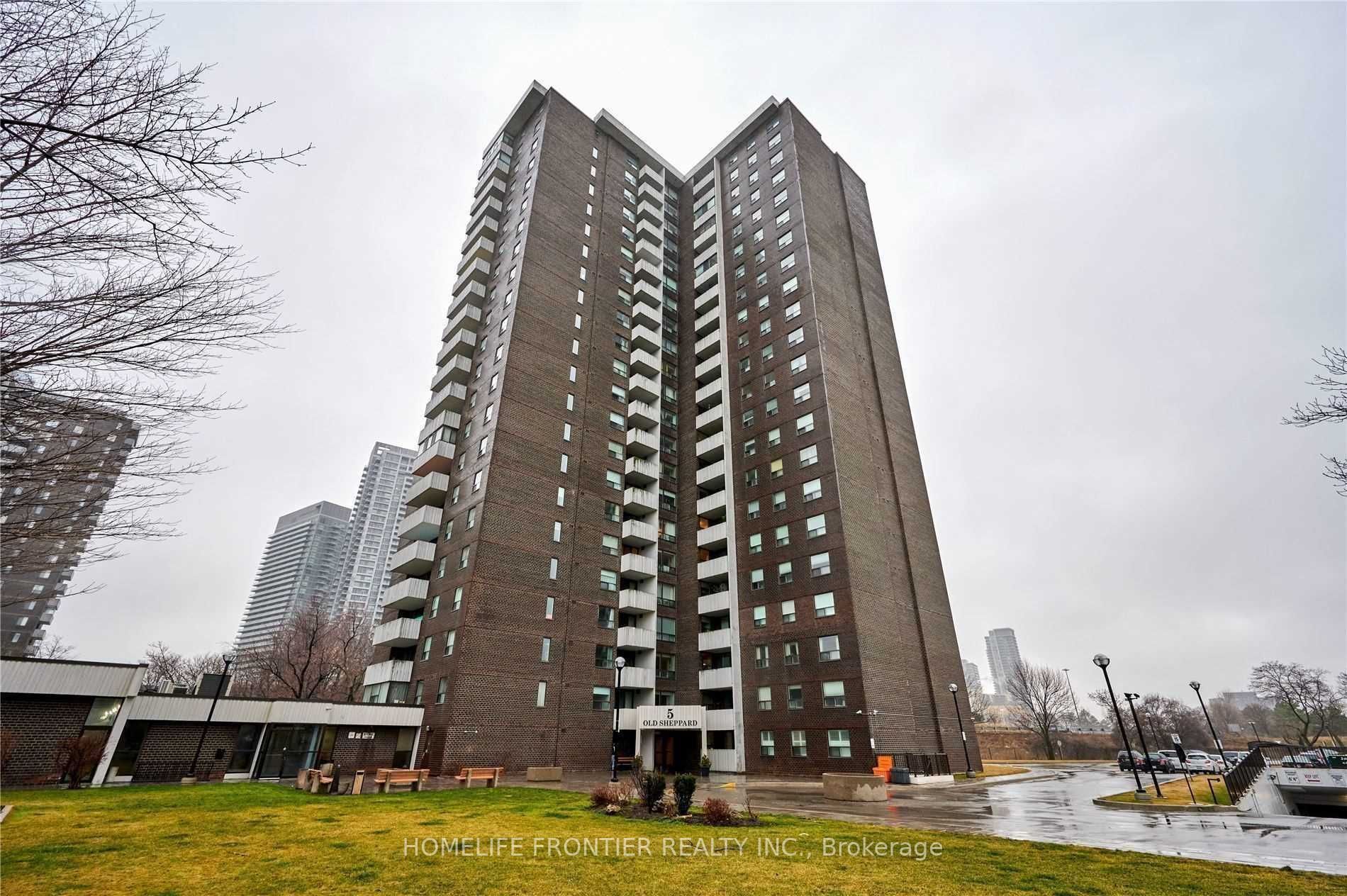 5 Old Sheppard Ave, #808