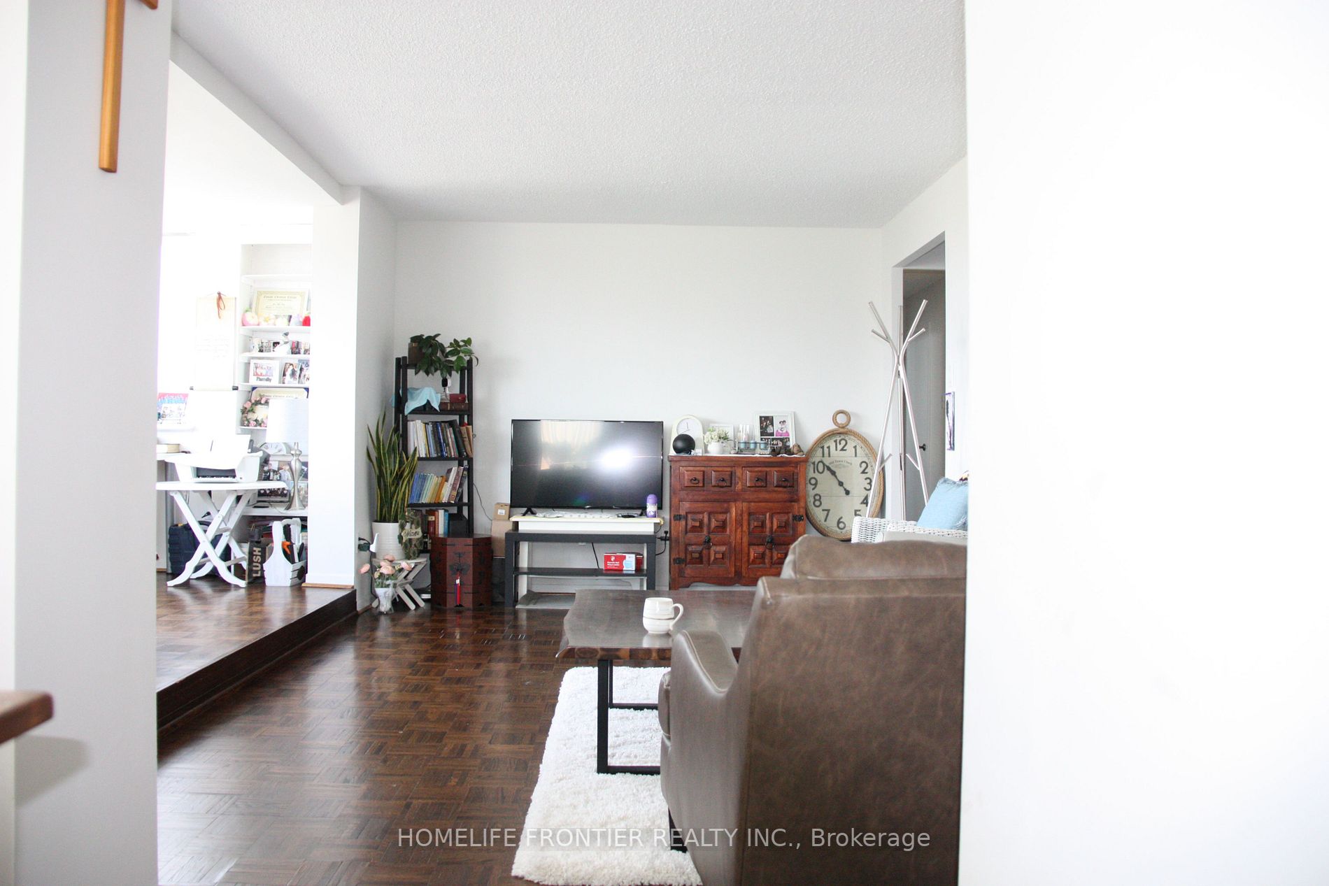 5 Old Sheppard Ave, #808