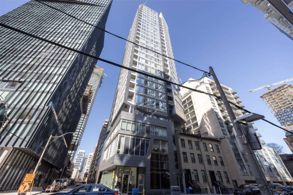 68 Shuter St, Toronto