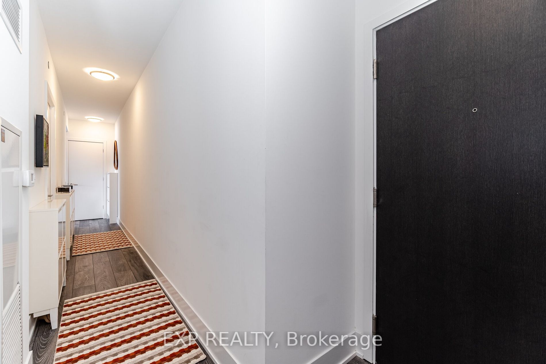 403 Church St, #3305