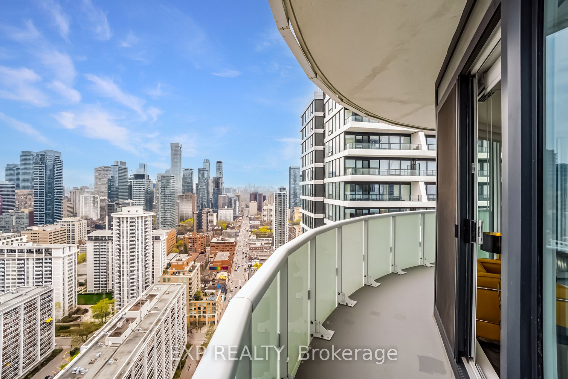 403 Church St, #3305