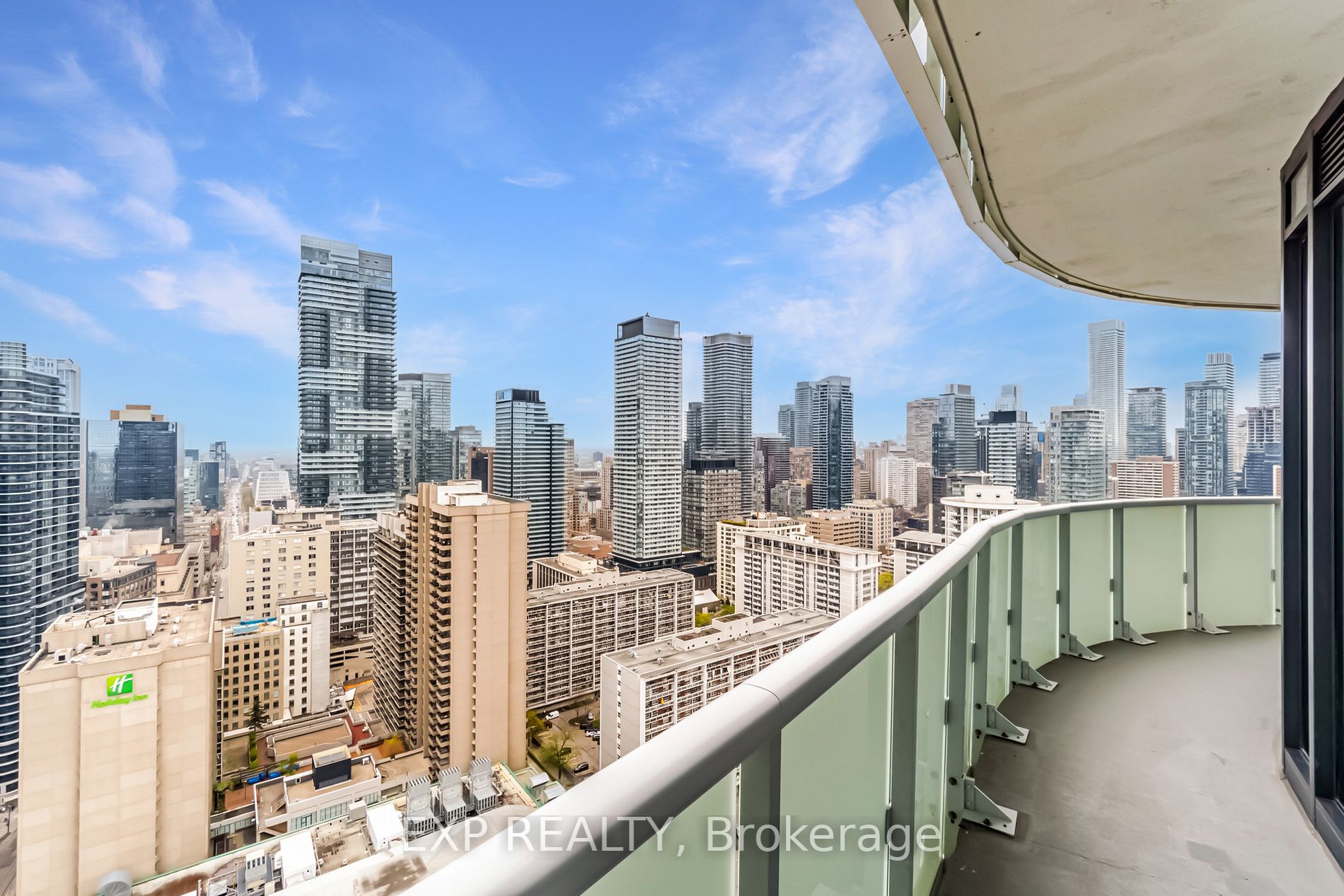 403 Church St, #3305