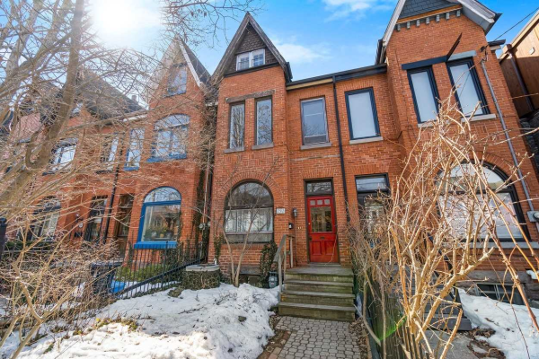 292 Borden St, Toronto