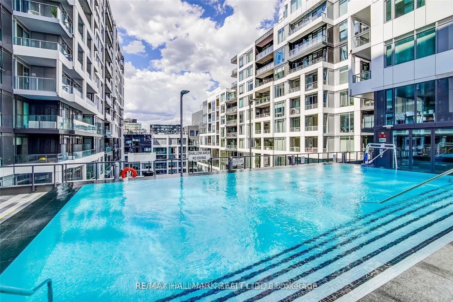 27 Bathurst St, #1001