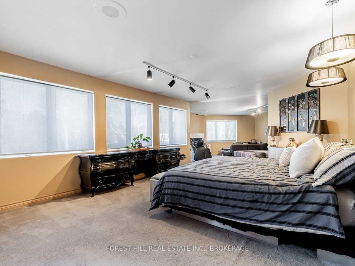 30 Prue Ave