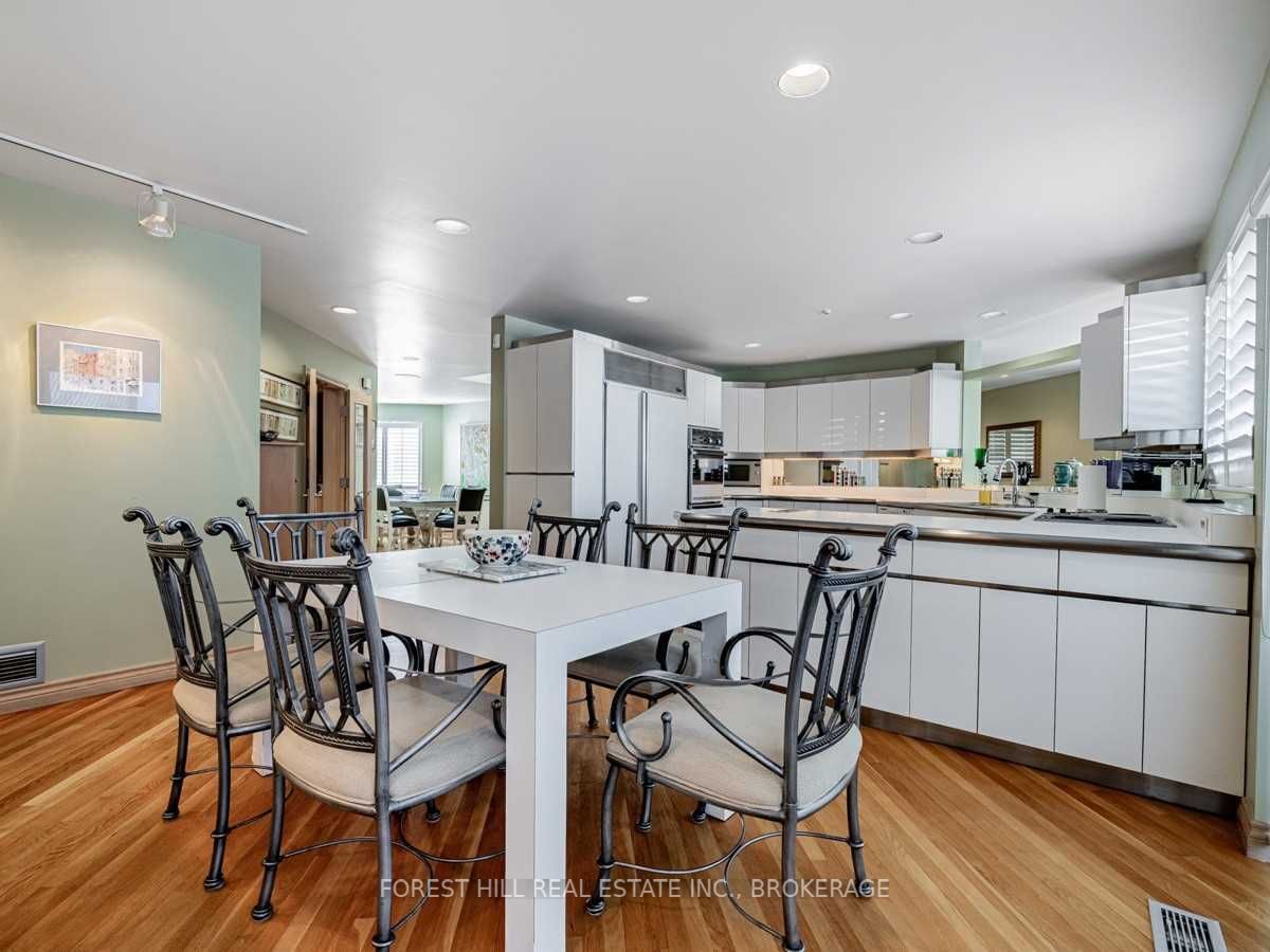 30 Prue Ave