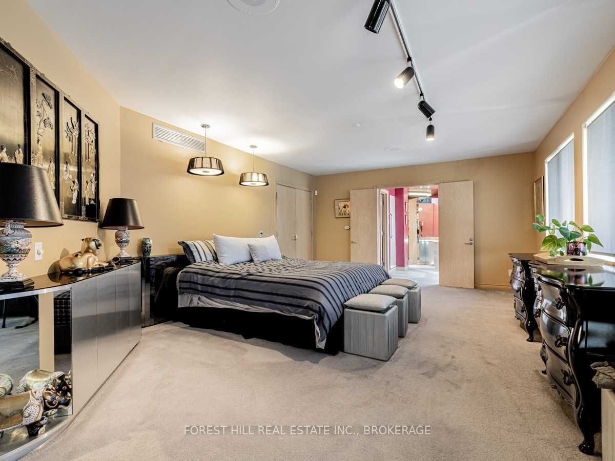 30 Prue Ave