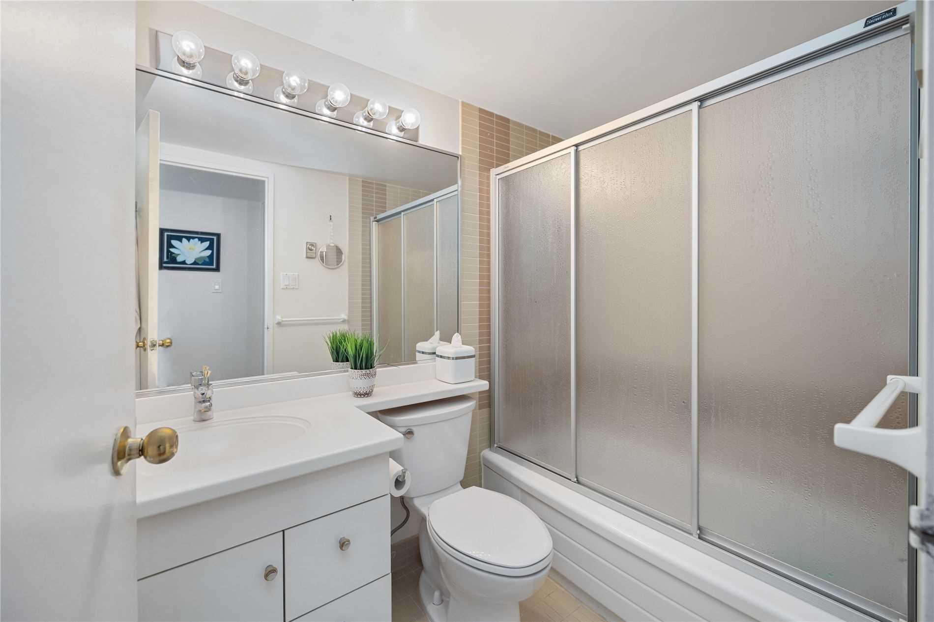 Listing C5978905 - Large Photo # 27