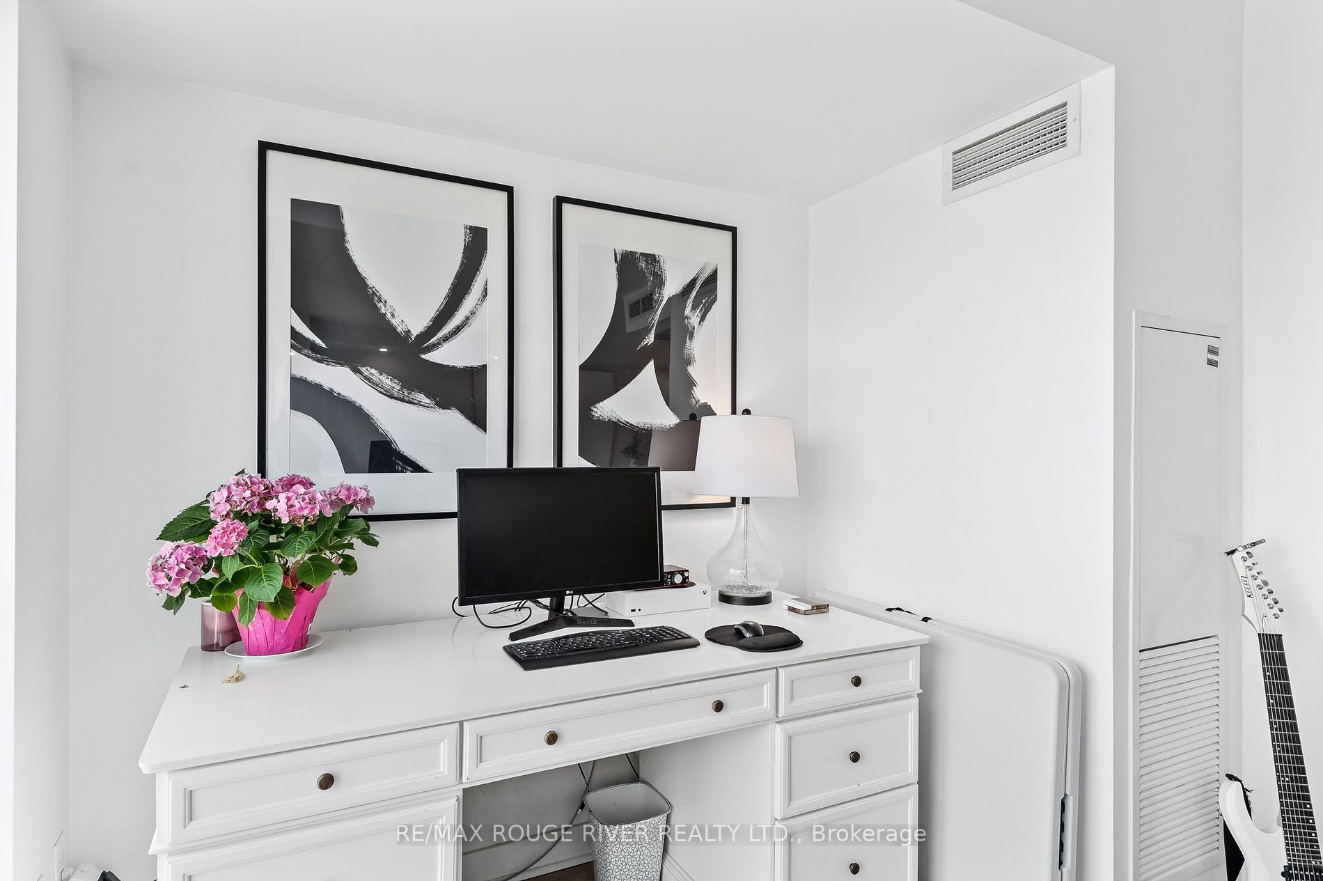 1169 Queen St W, #309