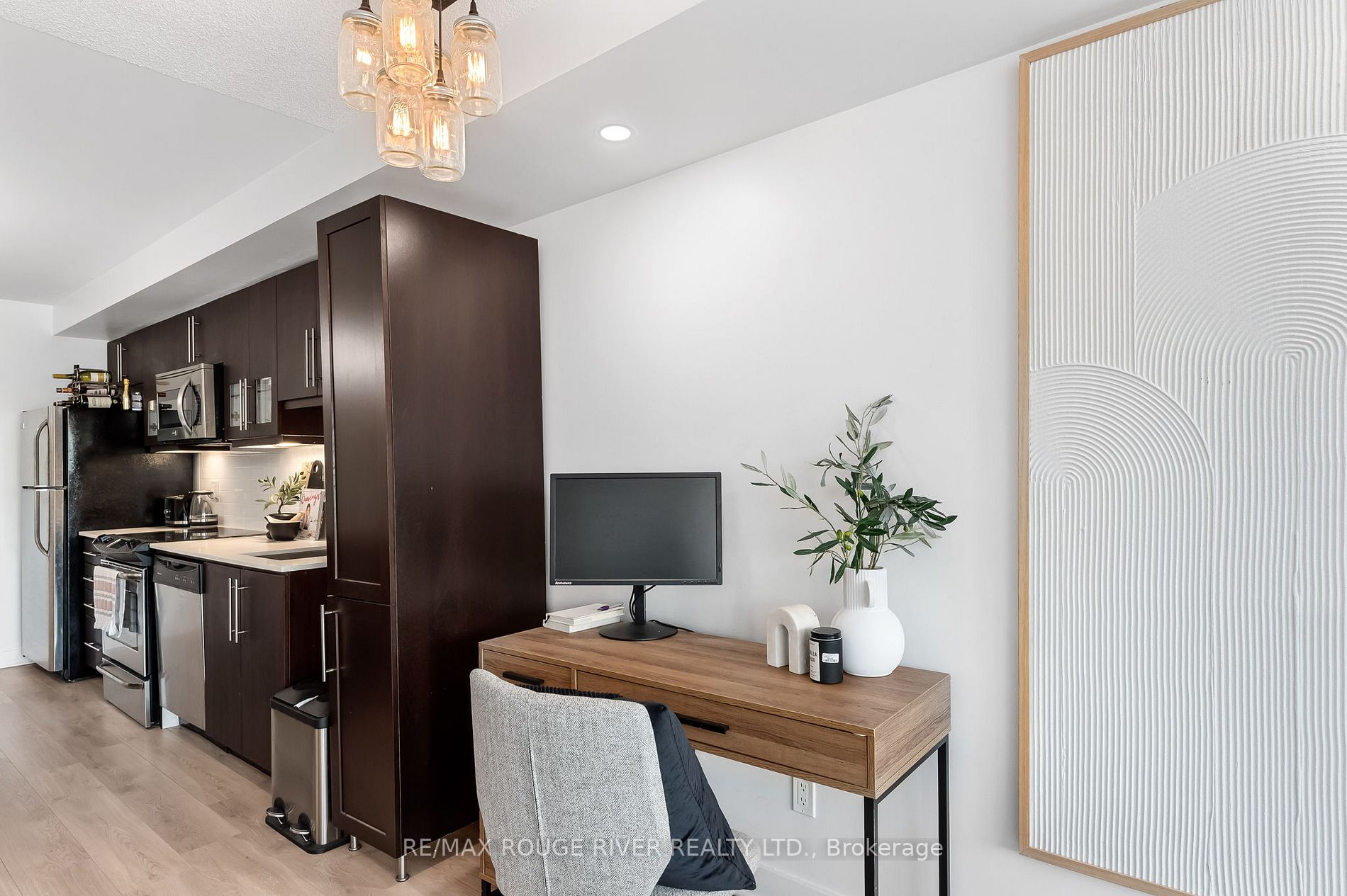 1169 Queen St W, #309