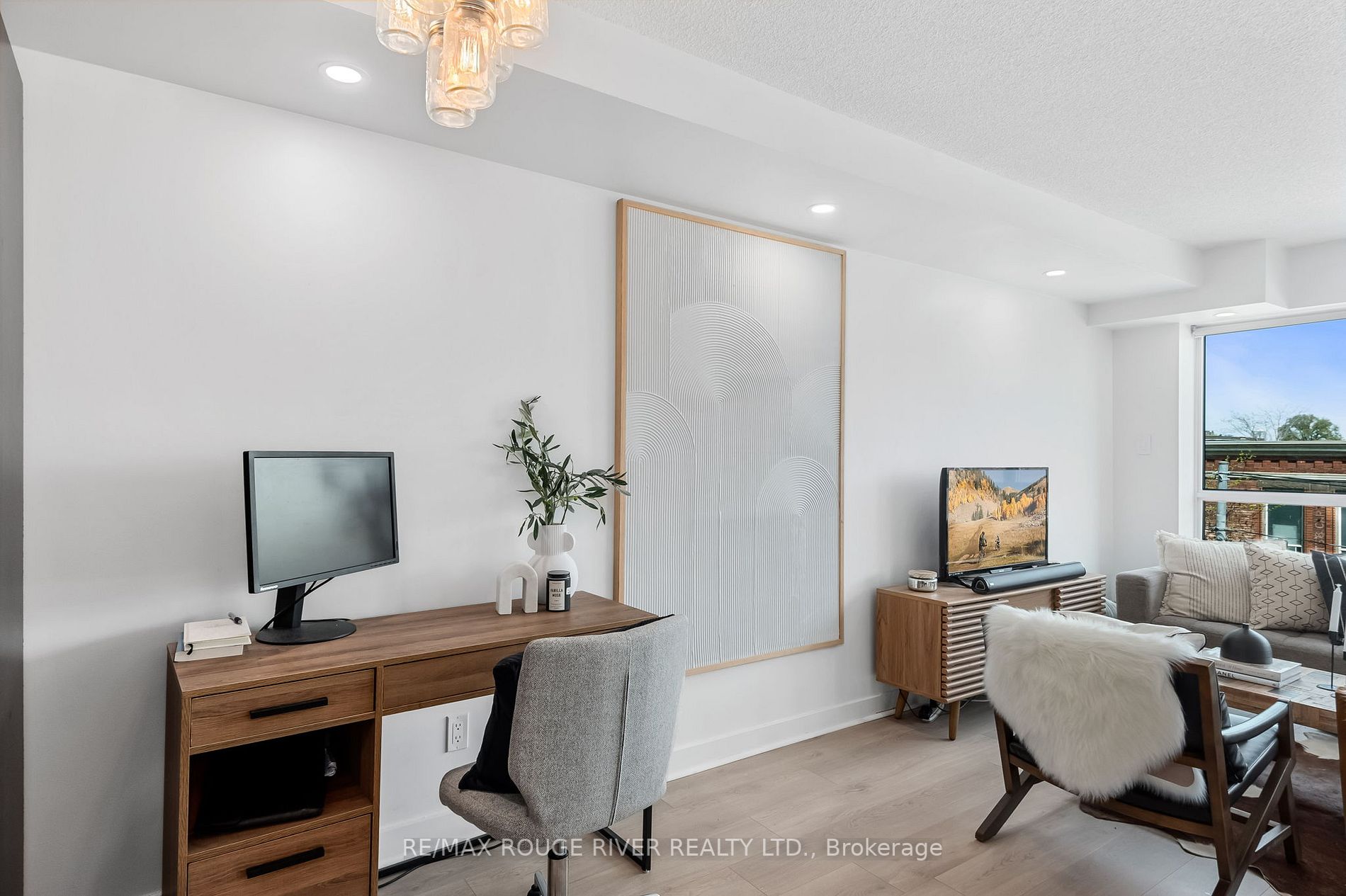 1169 Queen St W, #309