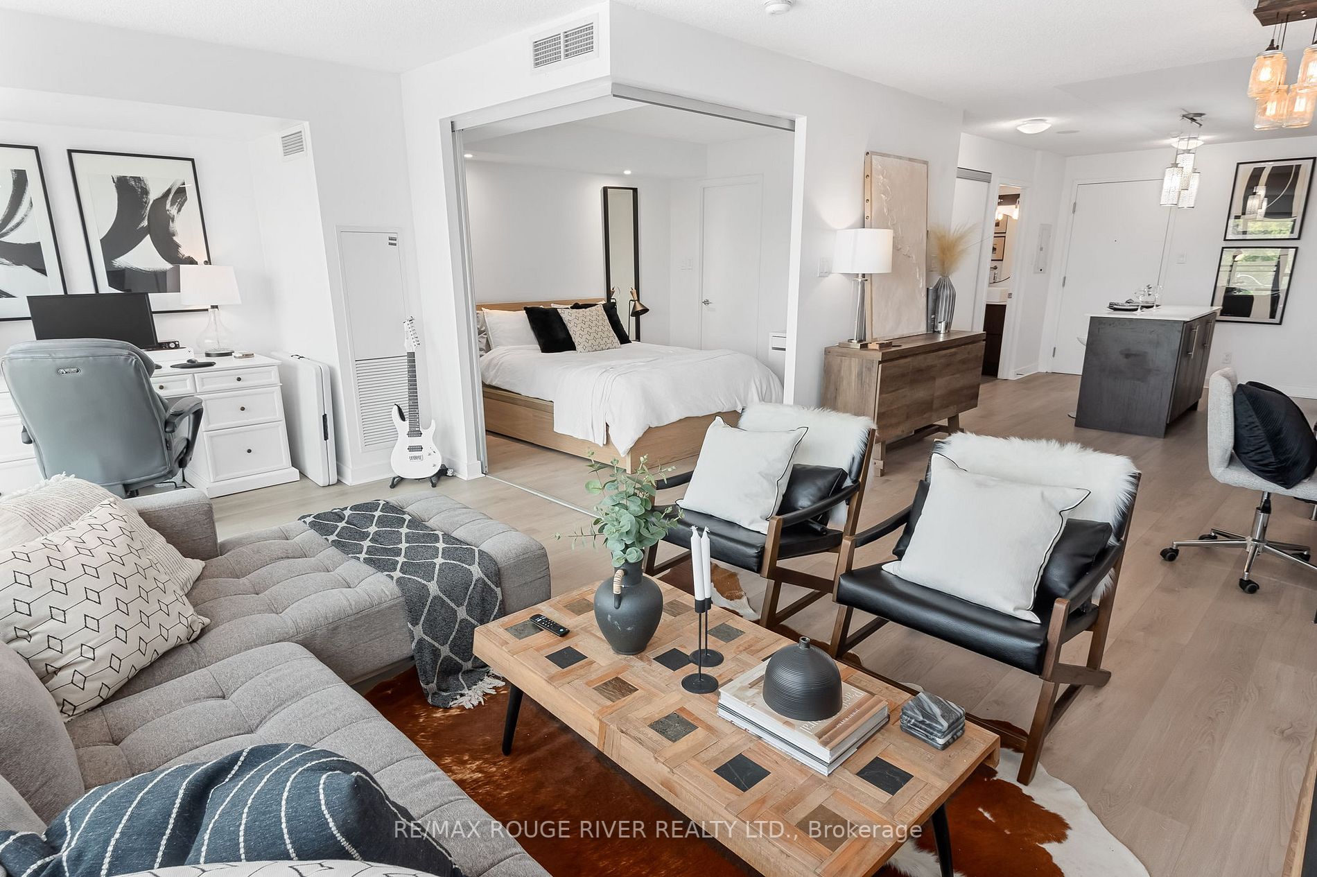 1169 Queen St W, #309