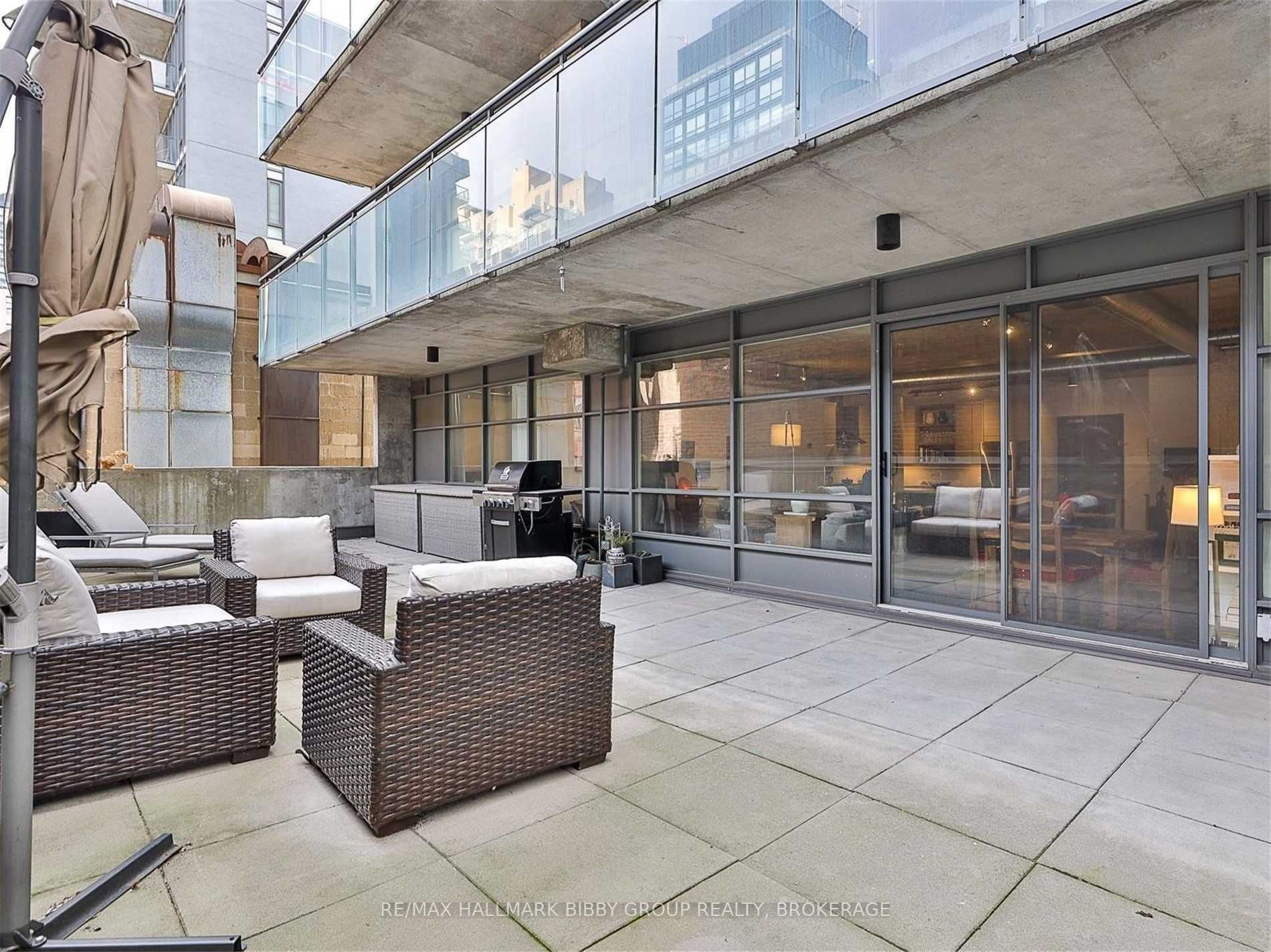 42 Camden Street, #203