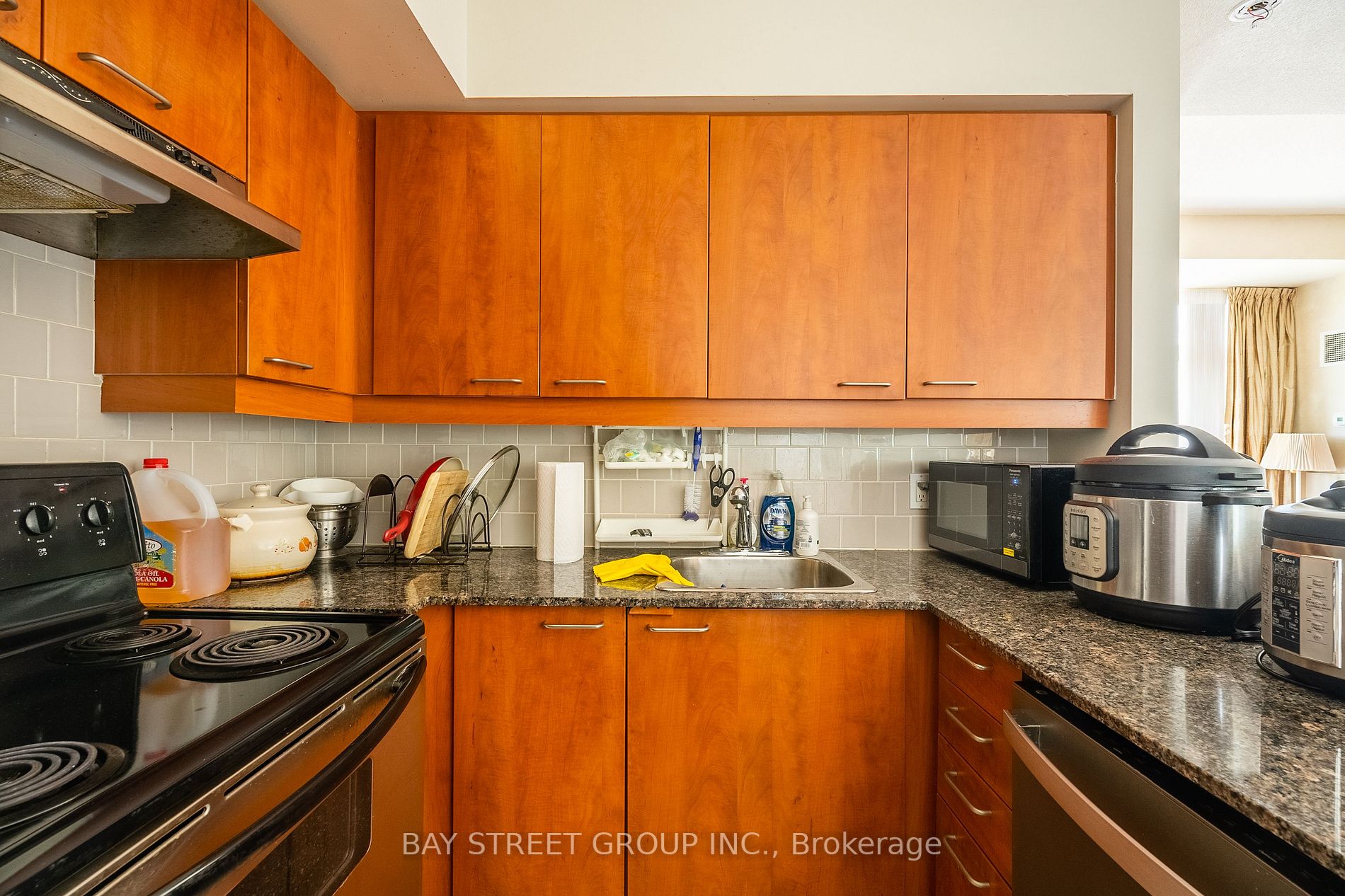 485 Rosewell Ave, #512