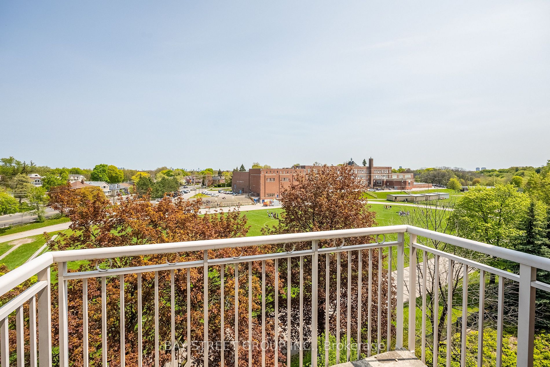 485 Rosewell Ave, #512