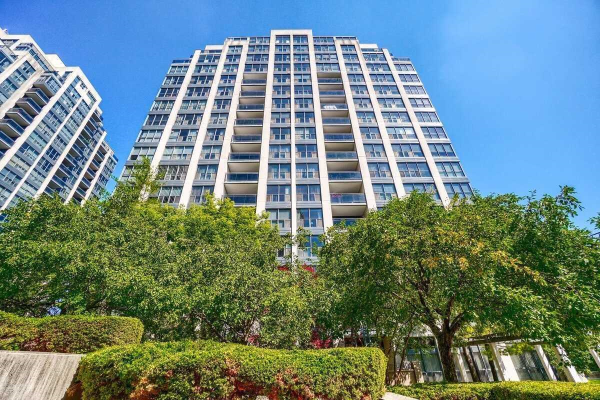 28 Hollywood Ave, Toronto