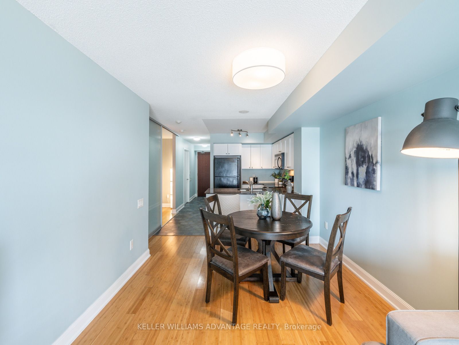 2181 Yonge St, #1004