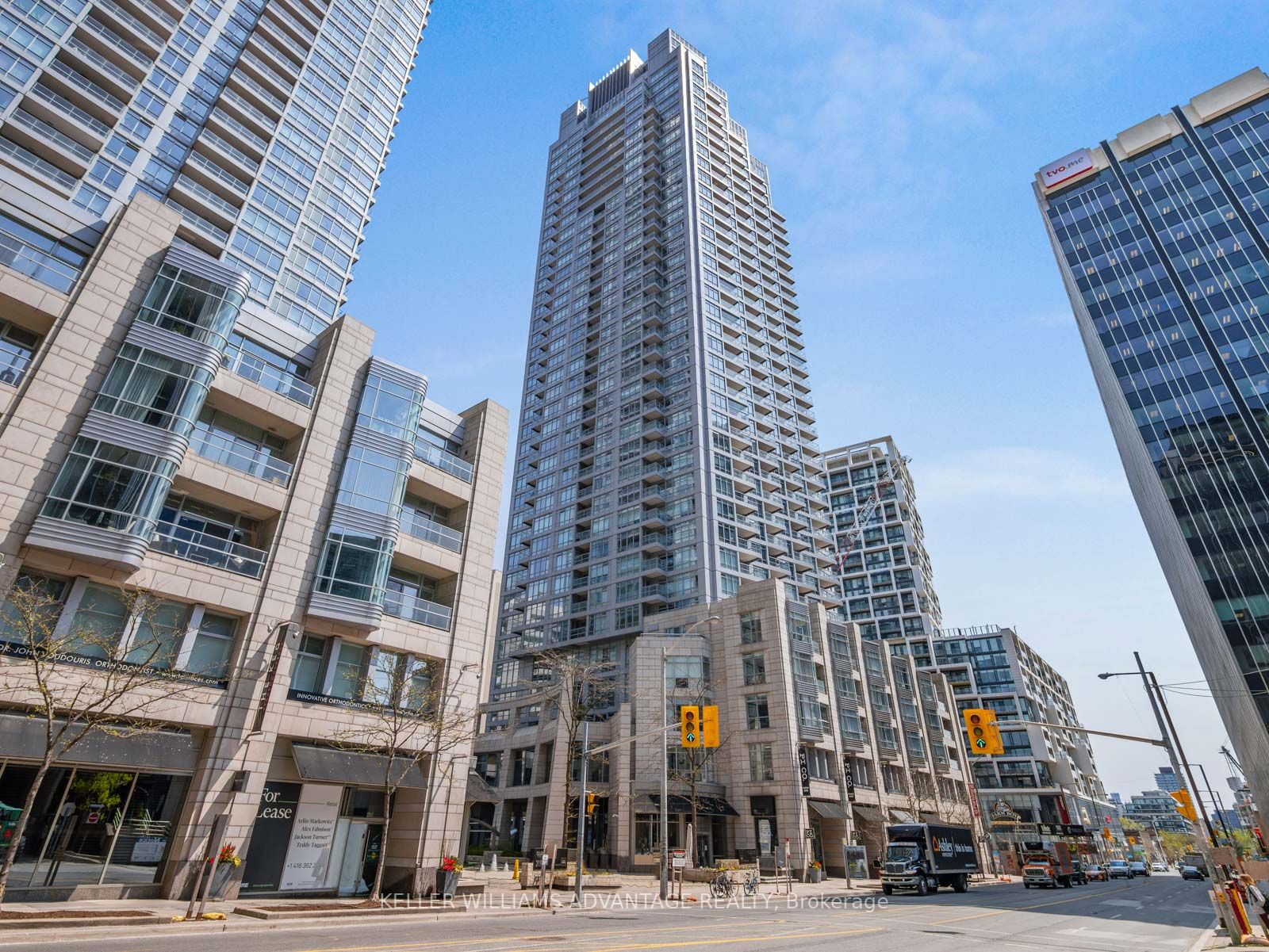 2181 Yonge St, #1004