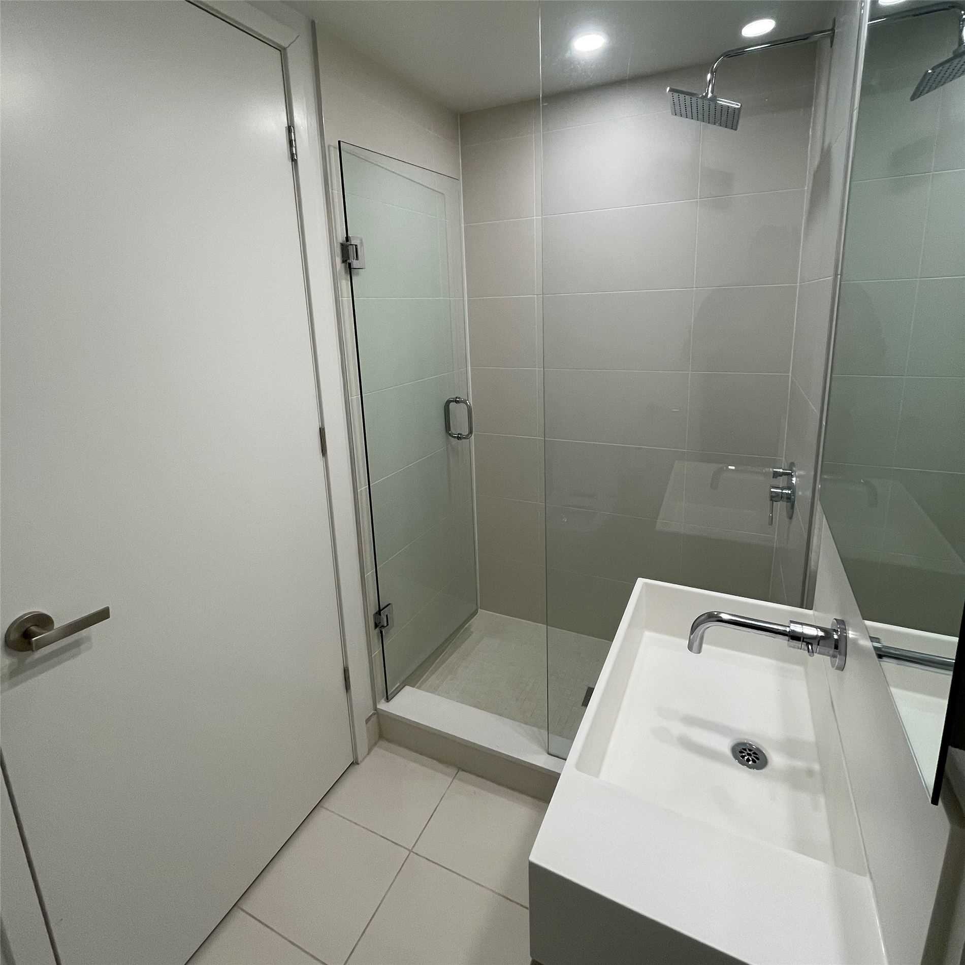 8 Hillsdale Avenue E, #639