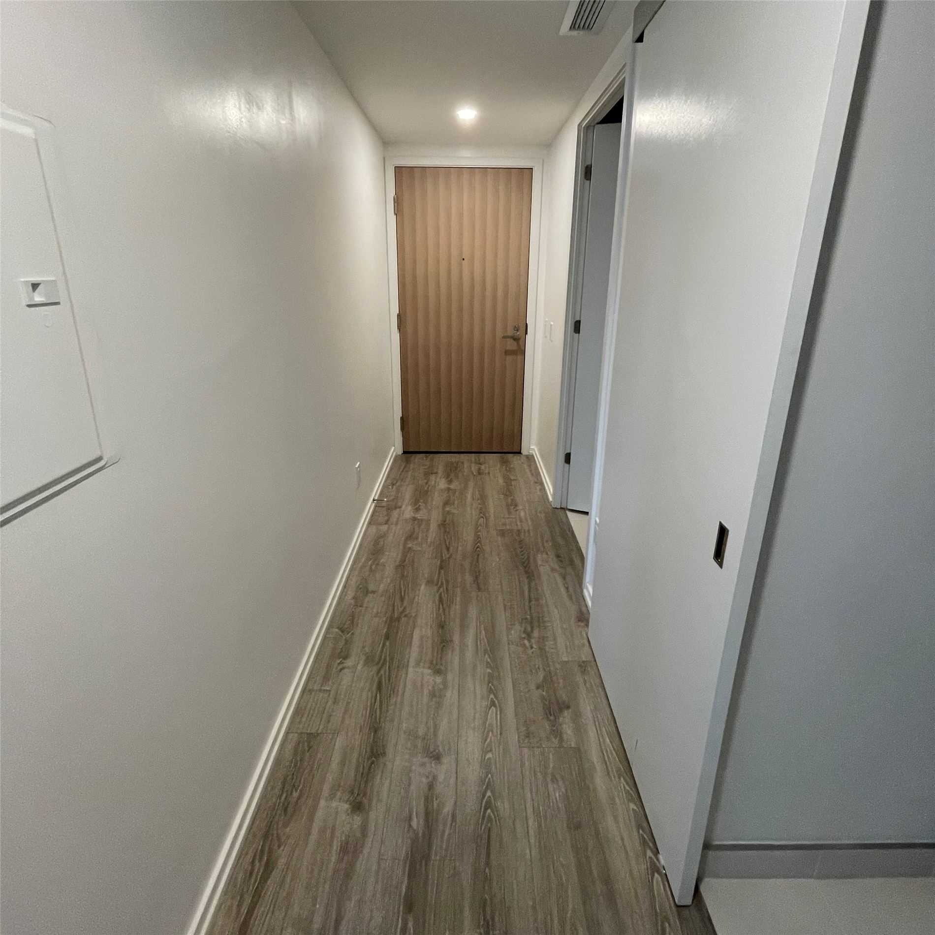 8 Hillsdale Avenue E, #639