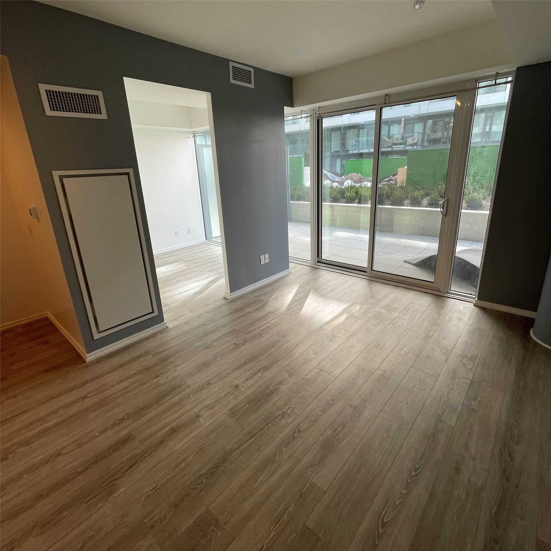 8 Hillsdale Avenue E, #639