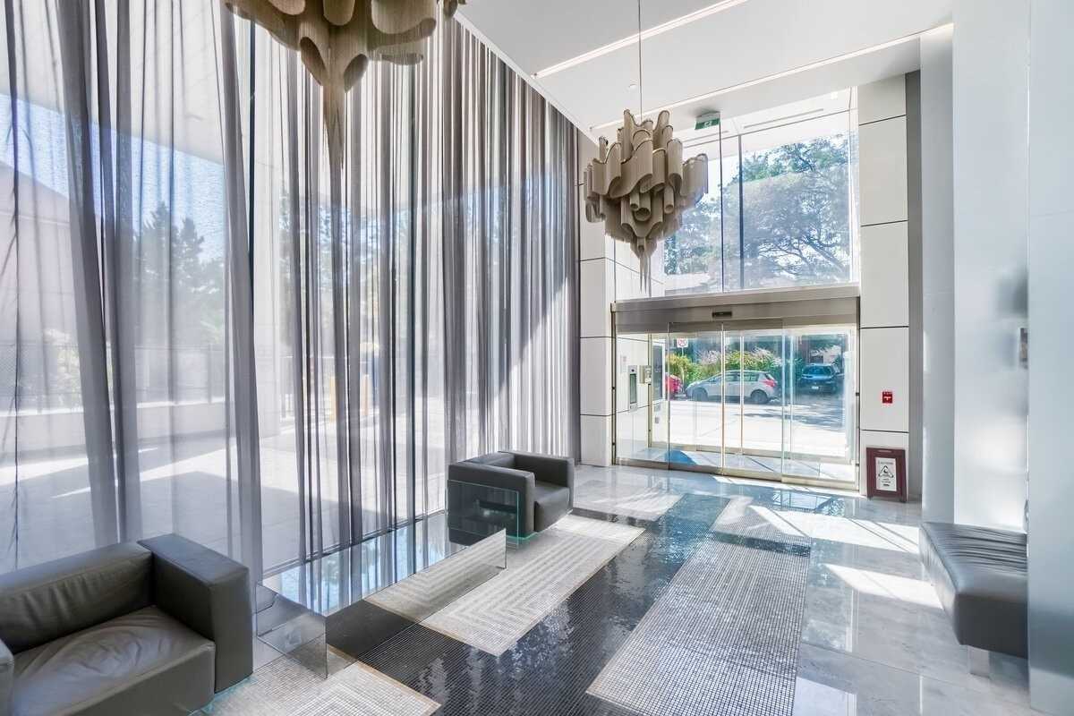8 Hillsdale Avenue E, #639