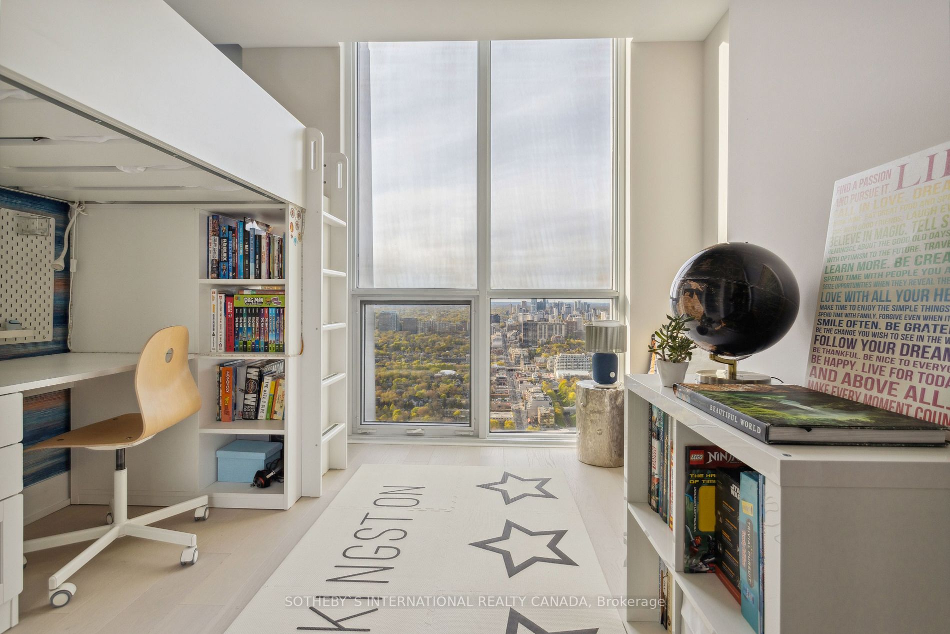 1 Yorkville Ave, #5405