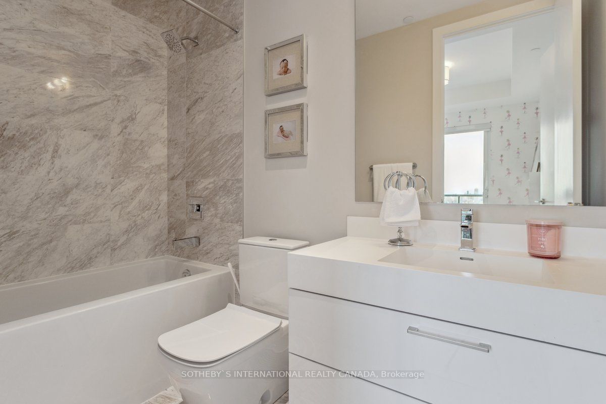 1 Yorkville Ave, #5405