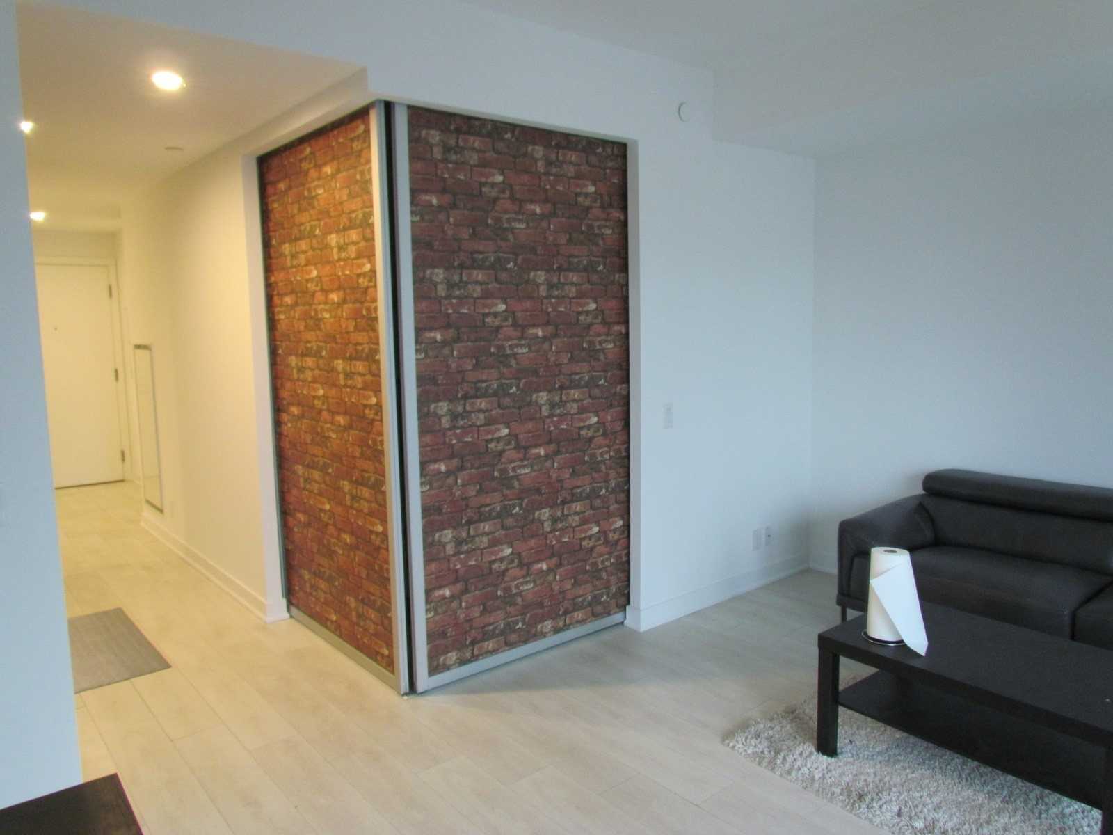 120 Parliament St, #421