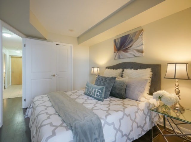 4968 Yonge St, #1708
