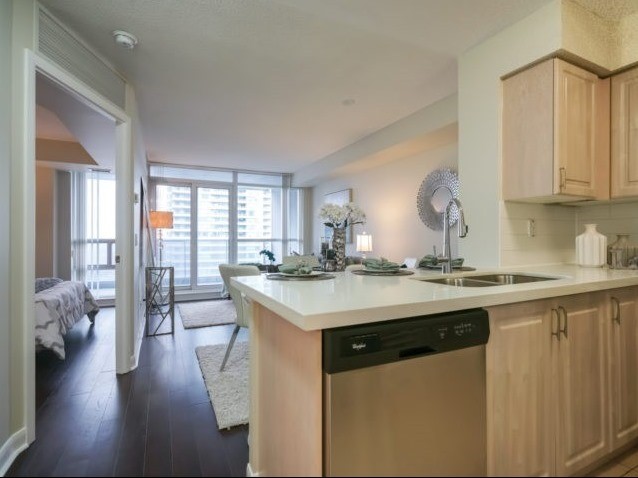 4968 Yonge St, #1708