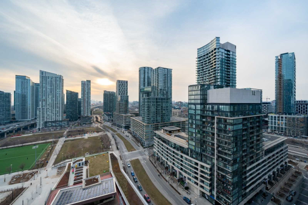 15 Fort York Blvd, Toronto