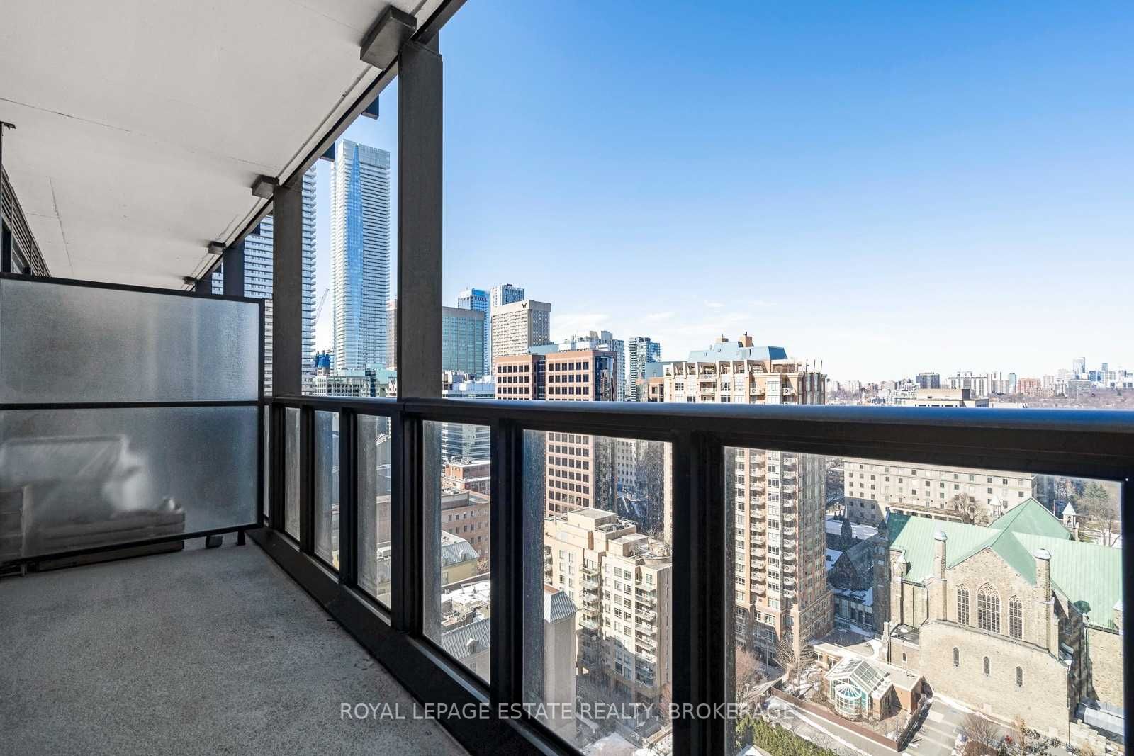 101 Charles St E, #1909