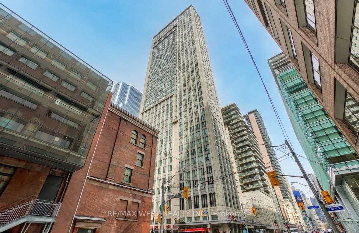 210 Victoria St, #1805