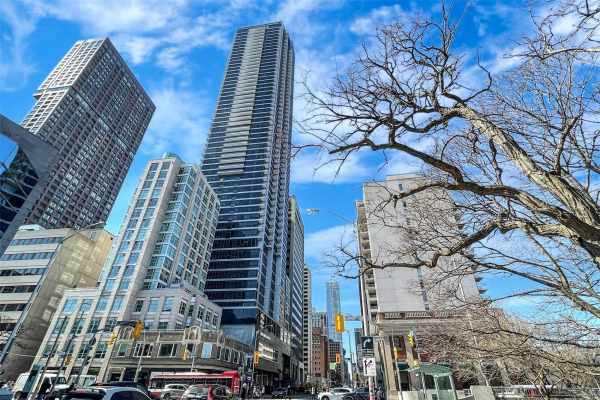 395 Bloor St E, Toronto